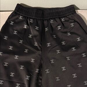 Mi Black Patterned Joggers with x